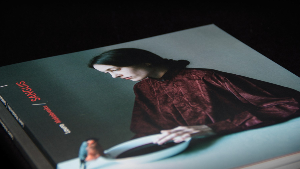 Katalog Laura Makabresku „SANGUIS” Katalog Laura Makabresku „SANGUIS”