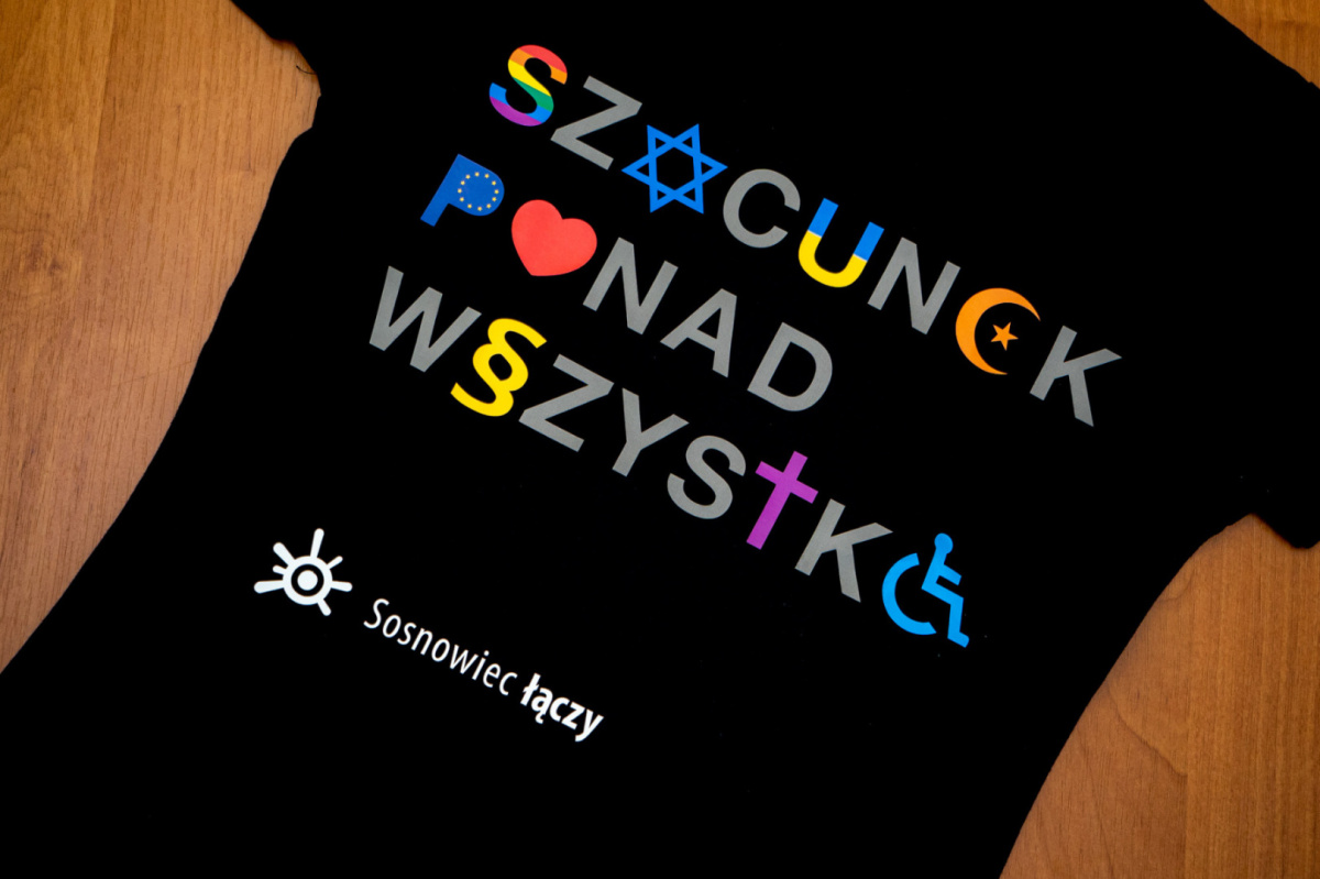 Koszulka męska SZACUNEK PONAD WSZYSTKO Koszulka męska SZACUNEK PONAD WSZYSTKO