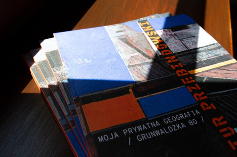 katalog do wystawy Artur Przebindowski MOJA PRYWATNA GEOGRAFIA / GRUNWALDZKA 80.